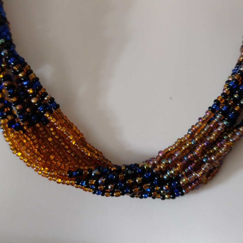 NWOT woven bead necklace (#209)
